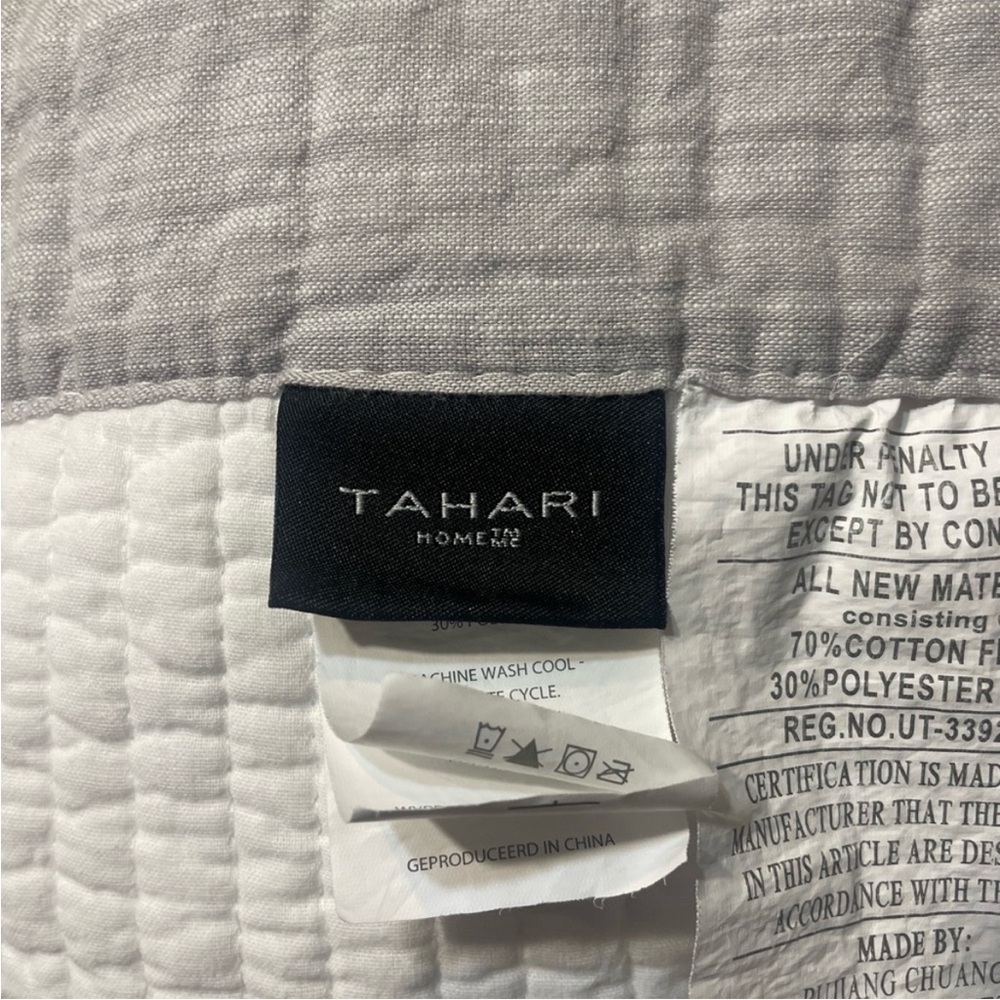 Tahari Elegant Gray and White Quilt